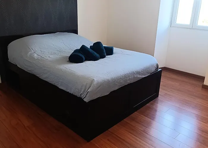 - Les Hirondelles Holiday home