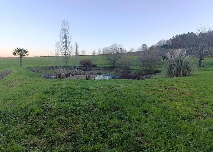 - Les Hirondelles Holiday home